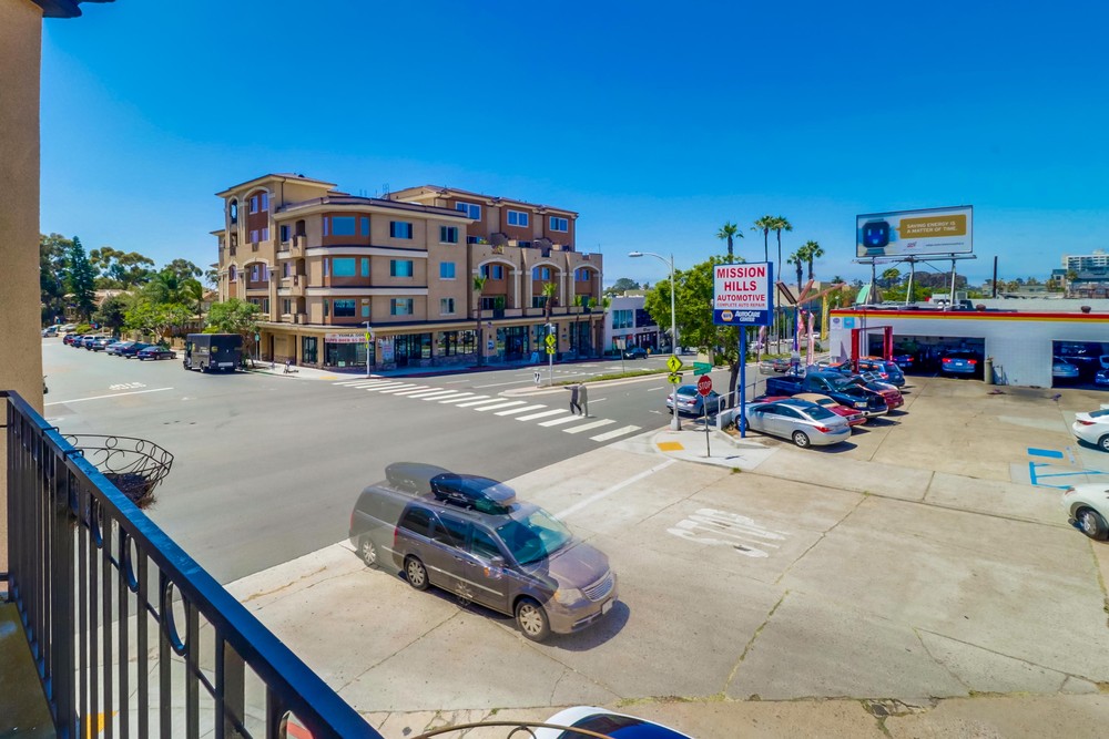 Virtual tour photo 23 of 27 for 246 W Washington St
