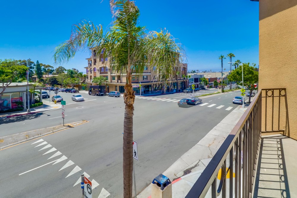 Virtual tour photo 25 of 27 for 246 W Washington St