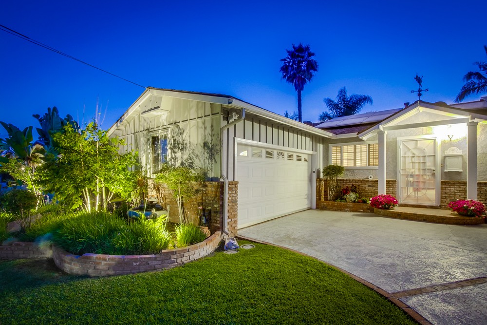 Virtual tour photo 5 of 47 for 2460 Blue Jay Dr