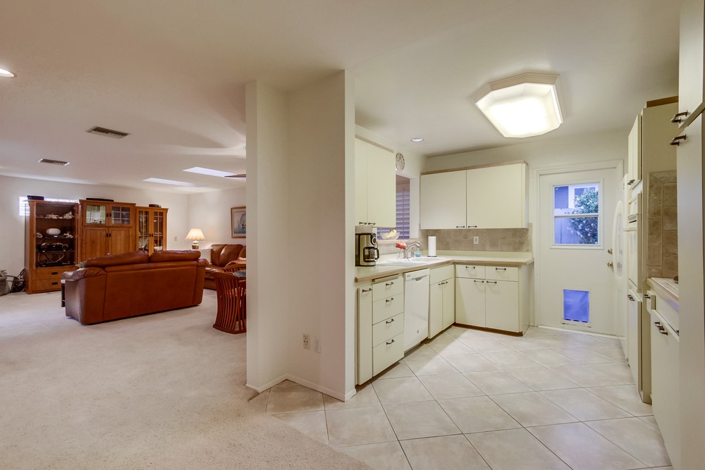 Virtual tour photo 22 of 47 for 2460 Blue Jay Dr