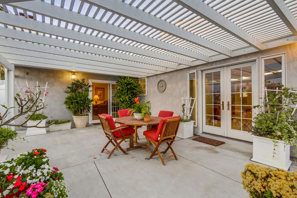 Virtual tour photo 44 of 47 for 2460 Blue Jay Dr