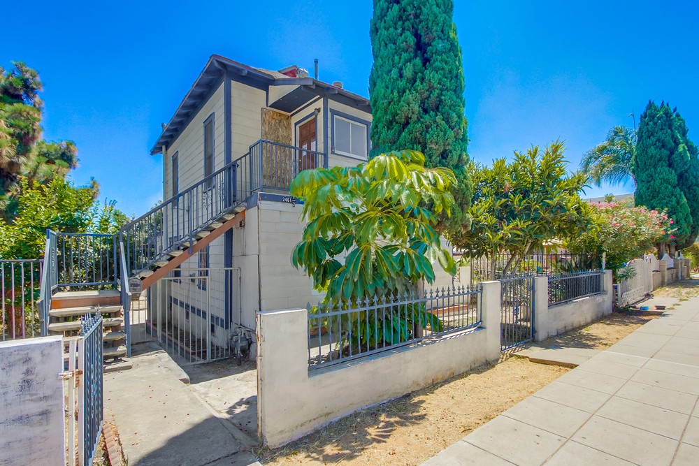 Virtual tour photo 4 of 69 for 2461 J St