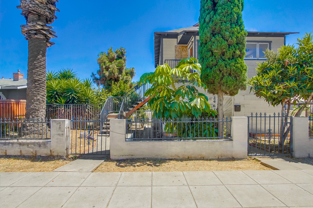 Virtual tour photo 8 of 69 for 2461 J St