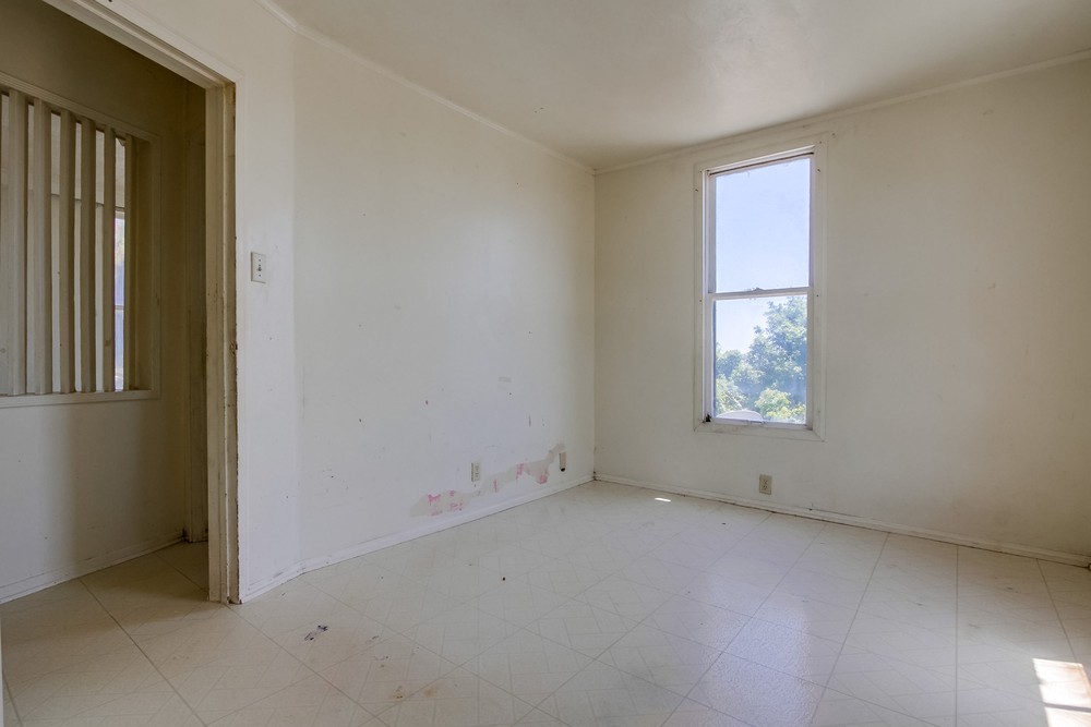 Virtual tour photo 25 of 69 for 2461 J St