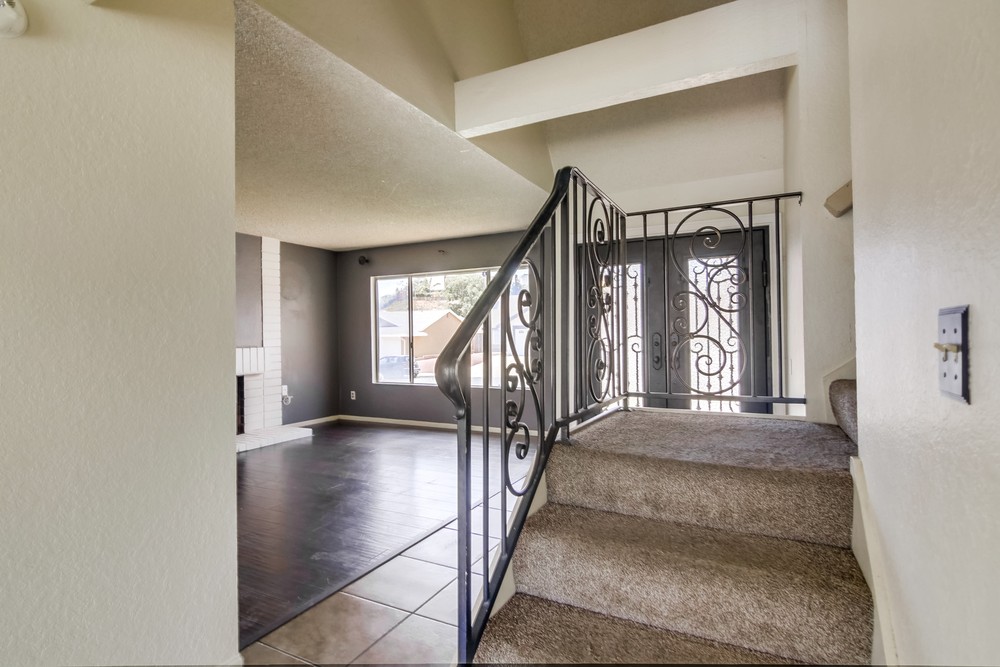 Virtual tour photo 24 of 49 for 2463 Bali Cove