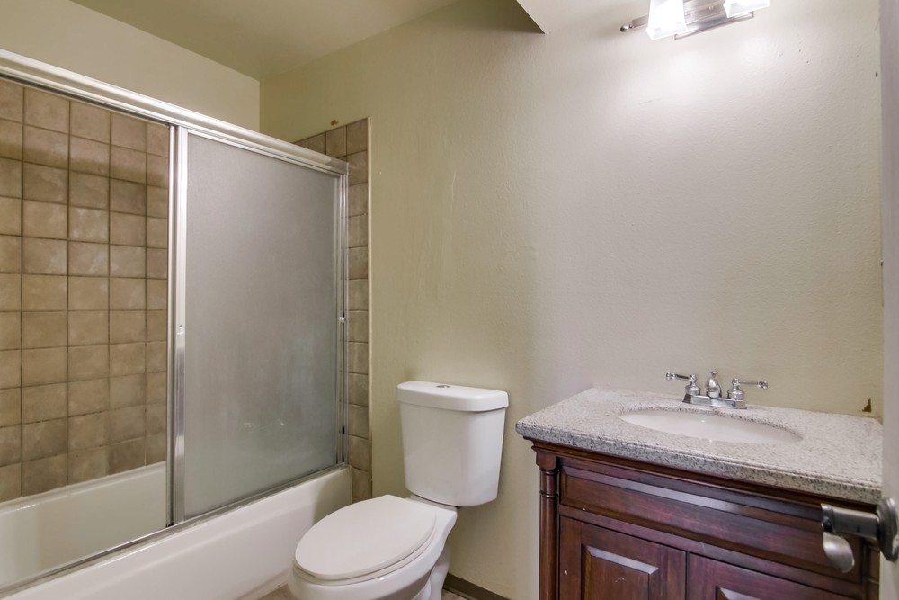 Virtual tour photo 37 of 49 for 2463 Bali Cove