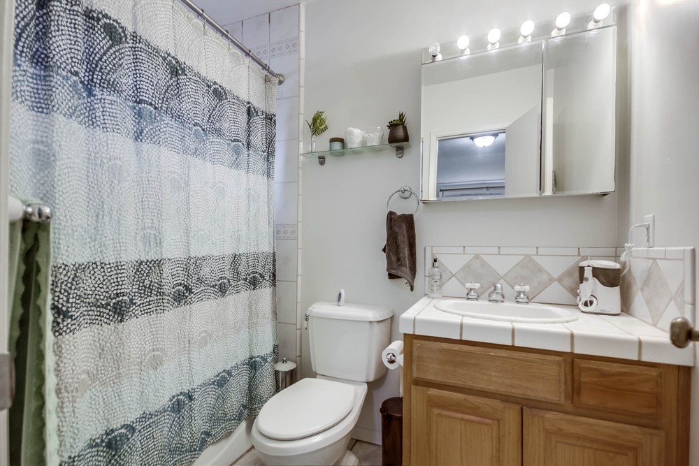 Virtual tour photo 25 of 37 for 2466 Congress St