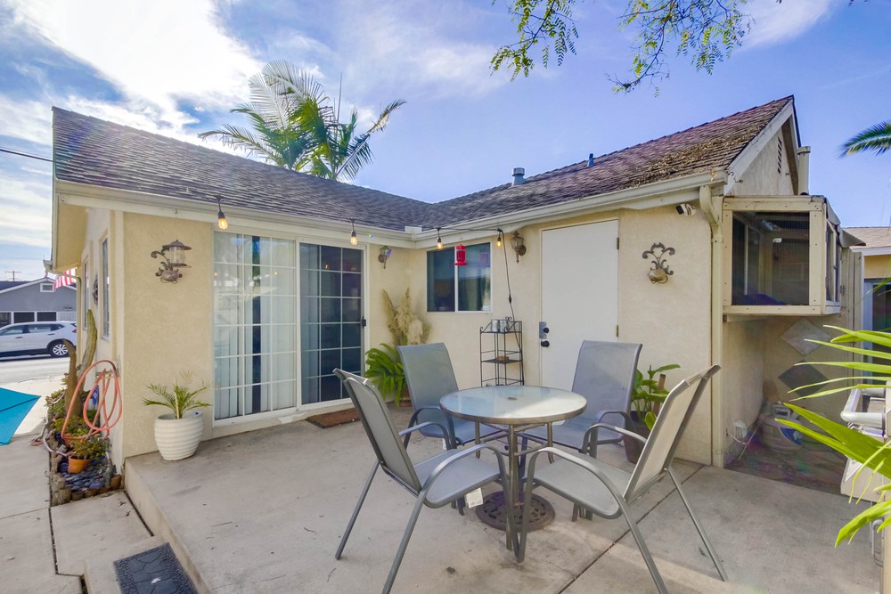 Virtual tour photo 35 of 37 for 2466 Congress St