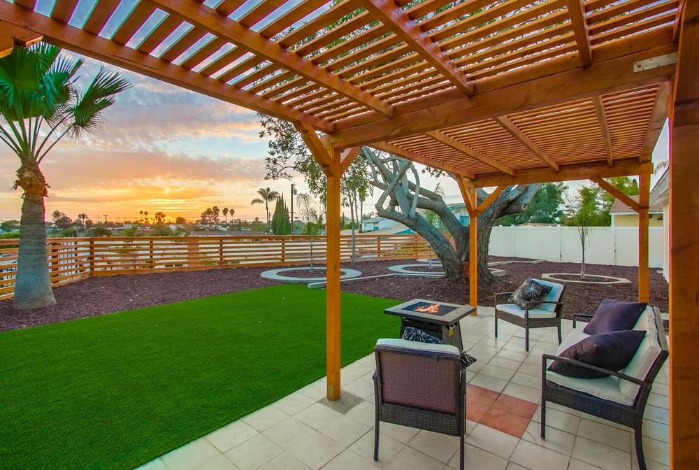 Virtual tour photo 9 of 84 for 2468 Larrabee Pl