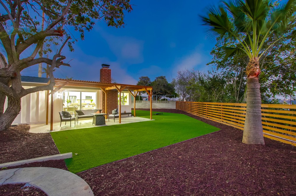 Virtual tour photo 14 of 84 for 2468 Larrabee Pl