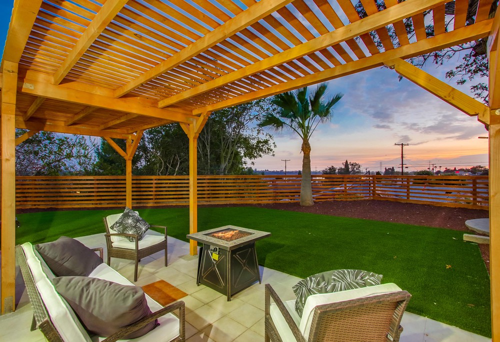 Virtual tour photo 16 of 84 for 2468 Larrabee Pl