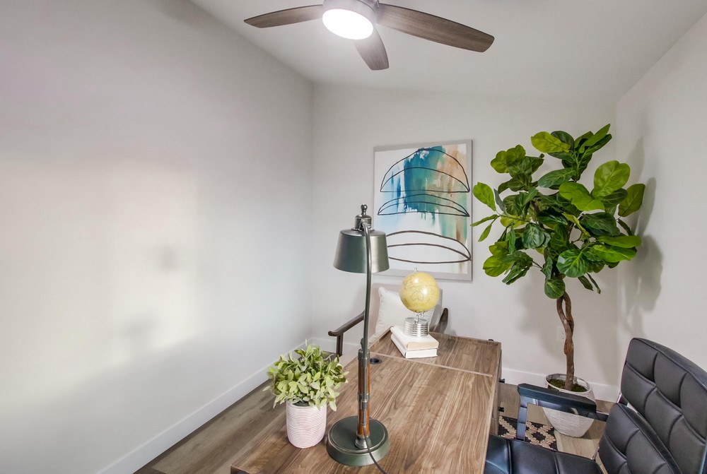 Virtual tour photo 42 of 84 for 2468 Larrabee Pl