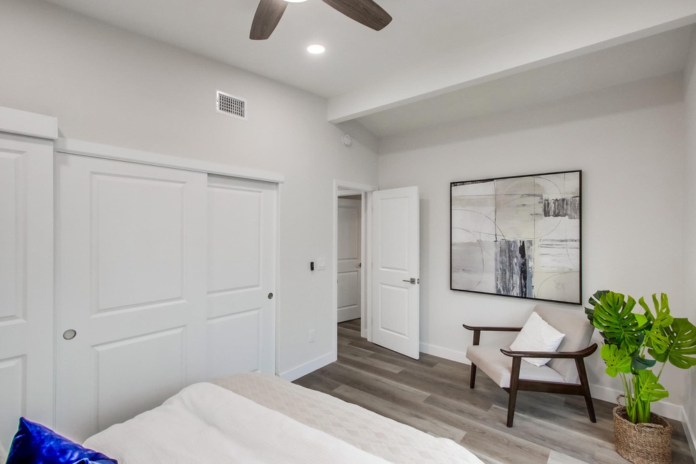 Virtual tour photo 49 of 84 for 2468 Larrabee Pl