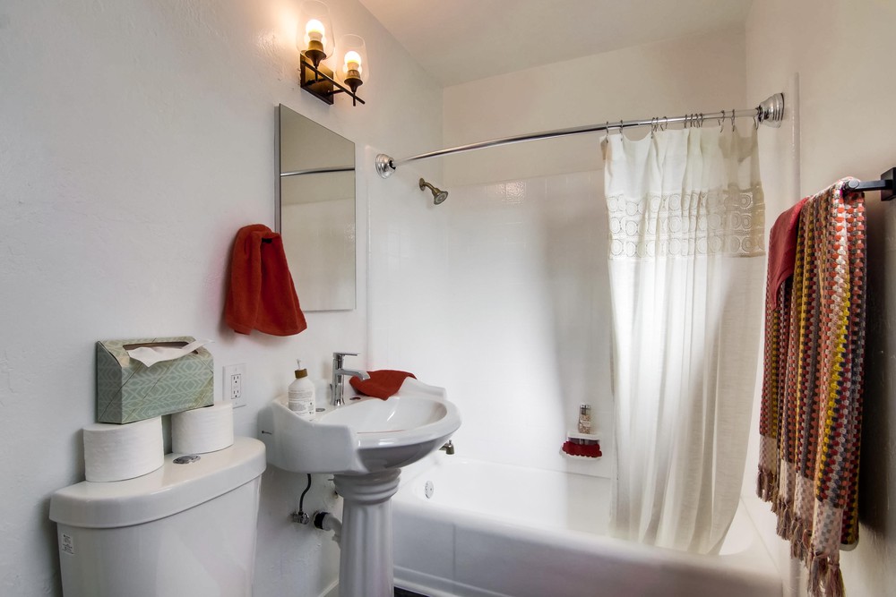 Virtual tour photo 18 of 108 for 2470 B St