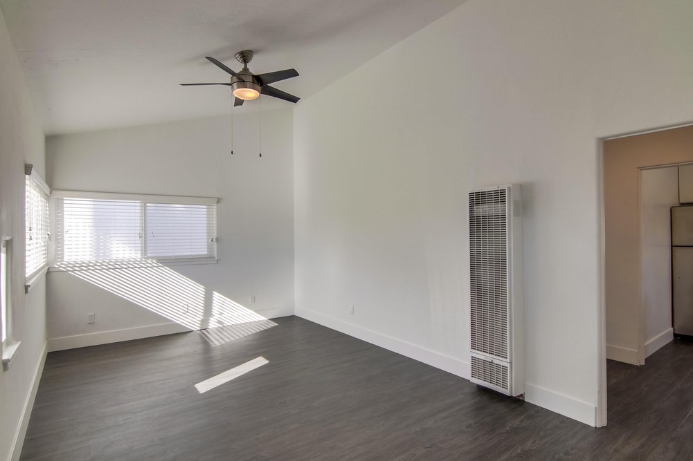 Virtual tour photo 22 of 108 for 2470 B St