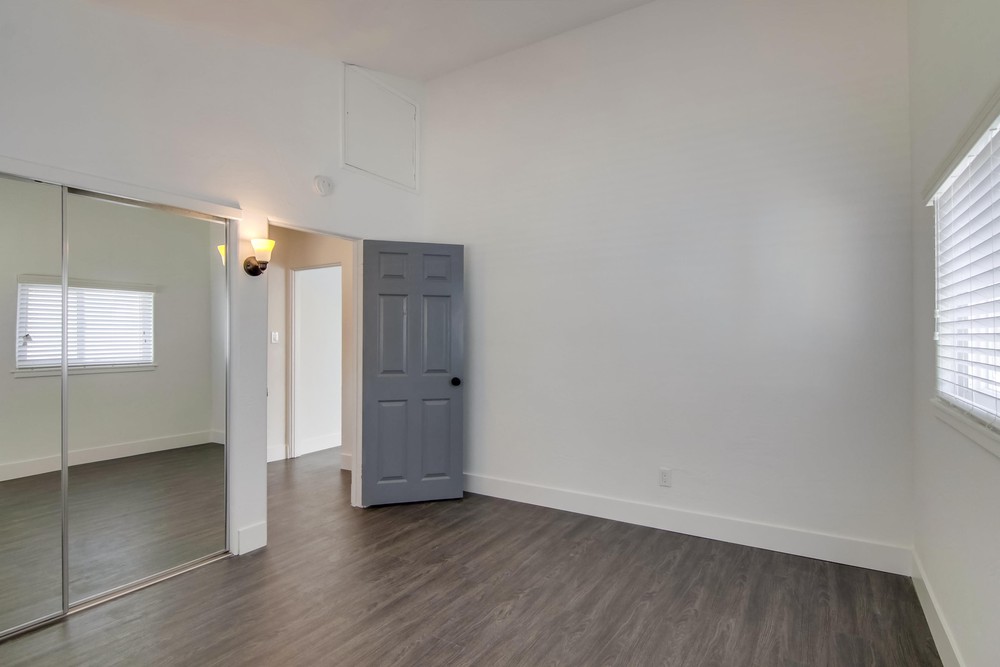 Virtual tour photo 32 of 108 for 2470 B St