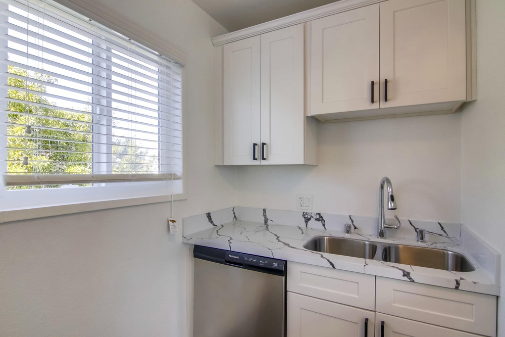 Virtual tour photo 57 of 108 for 2470 B St