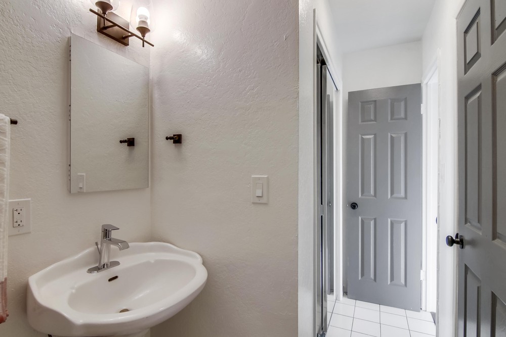 Virtual tour photo 61 of 108 for 2470 B St