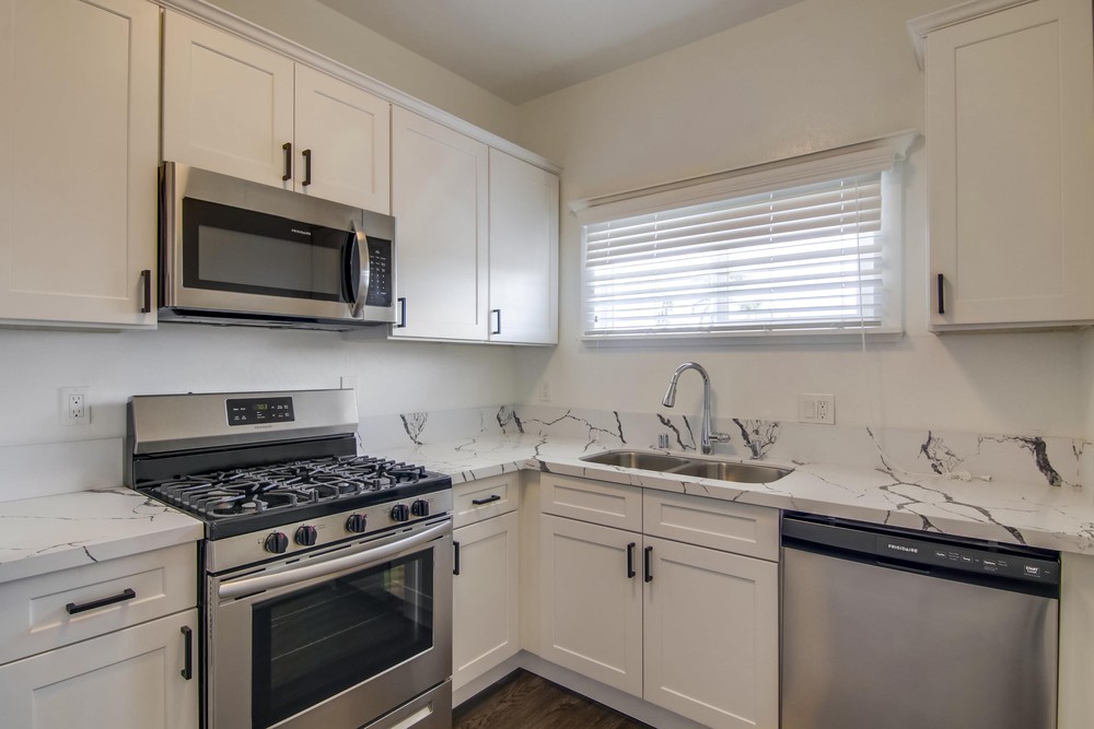 Virtual tour photo 76 of 108 for 2470 B St