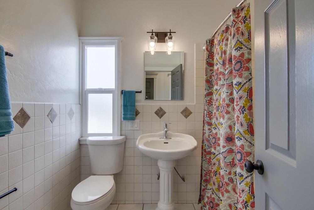 Virtual tour photo 82 of 108 for 2470 B St