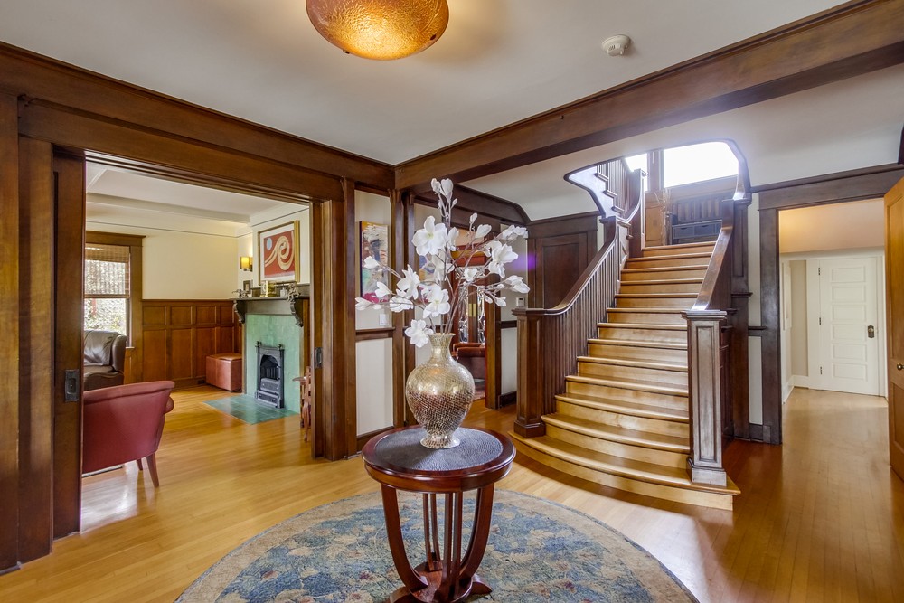 Virtual tour photo 14 of 116 for 2470 E St