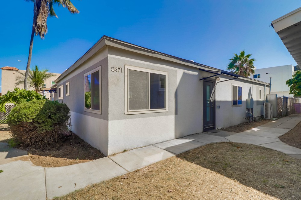 Virtual tour photo 4 of 53 for 2471 B St