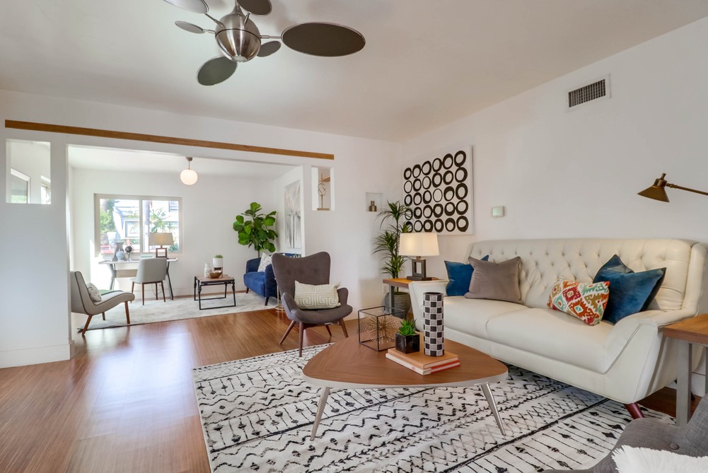 Virtual tour photo 9 of 53 for 2471 B St