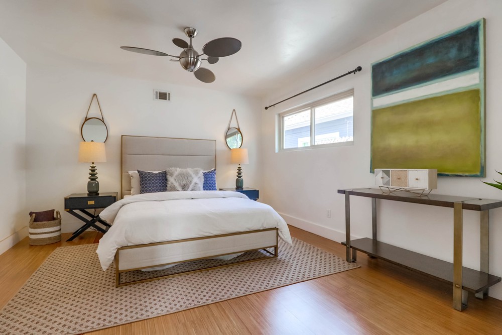 Virtual tour photo 31 of 53 for 2471 B St