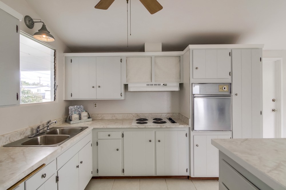 Virtual tour photo 25 of 52 for 2472 Monette Dr