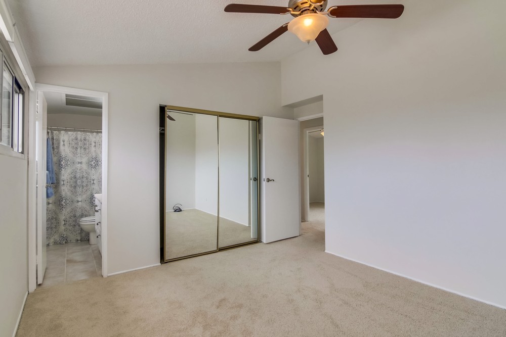 Virtual tour photo 32 of 52 for 2472 Monette Dr