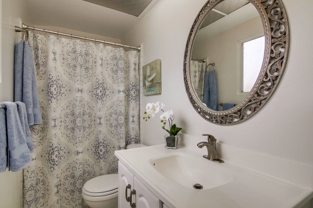 Virtual tour photo 33 of 52 for 2472 Monette Dr