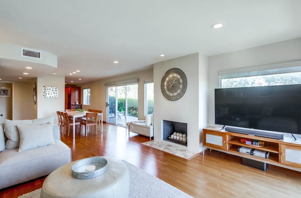 Virtual tour photo 10 of 56 for 2473 Geranium St