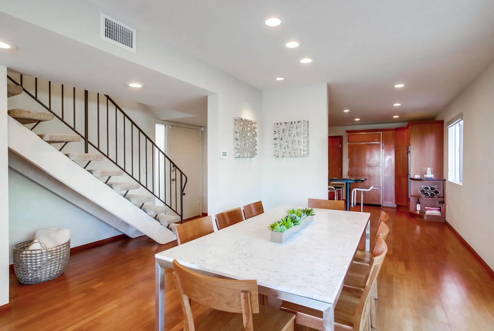 Virtual tour photo 11 of 56 for 2473 Geranium St