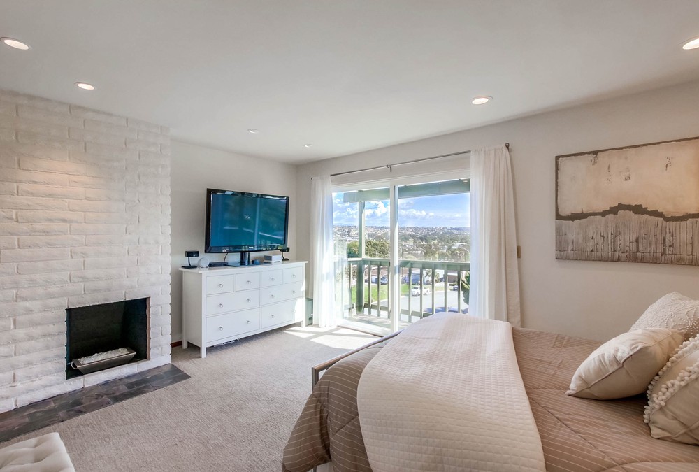 Virtual tour photo 20 of 56 for 2473 Geranium St