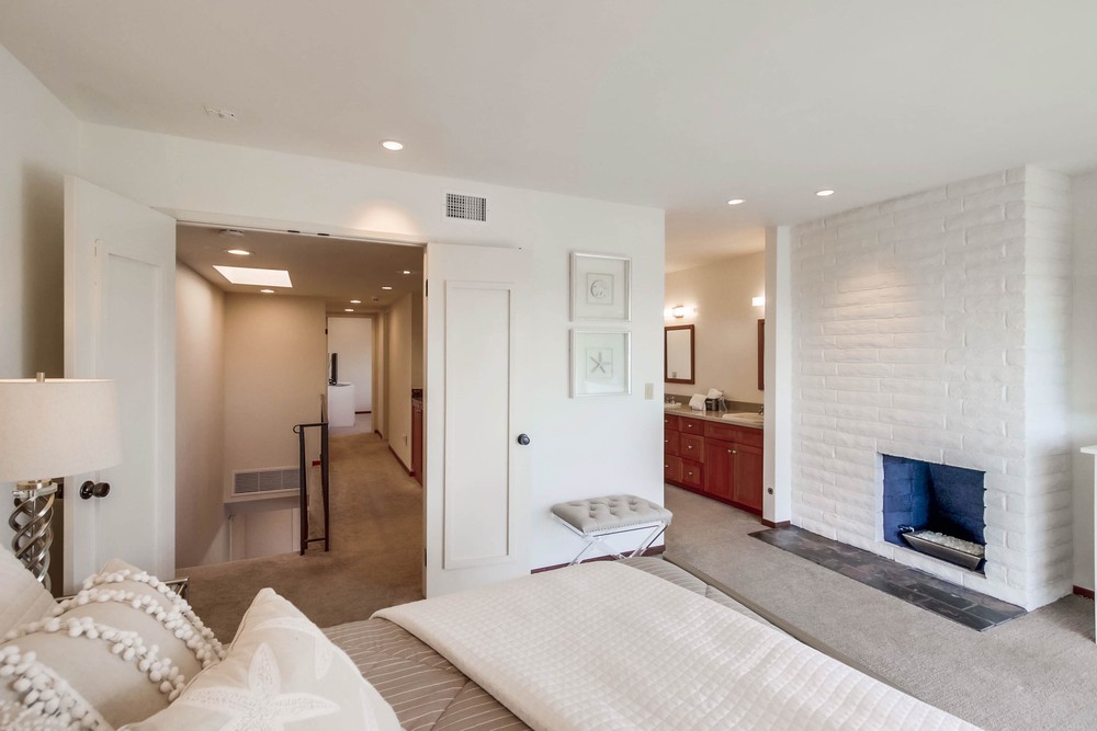 Virtual tour photo 23 of 56 for 2473 Geranium St