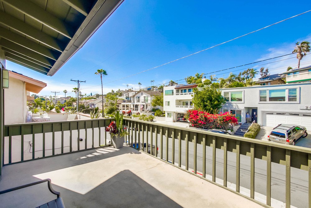 Virtual tour photo 46 of 56 for 2473 Geranium St