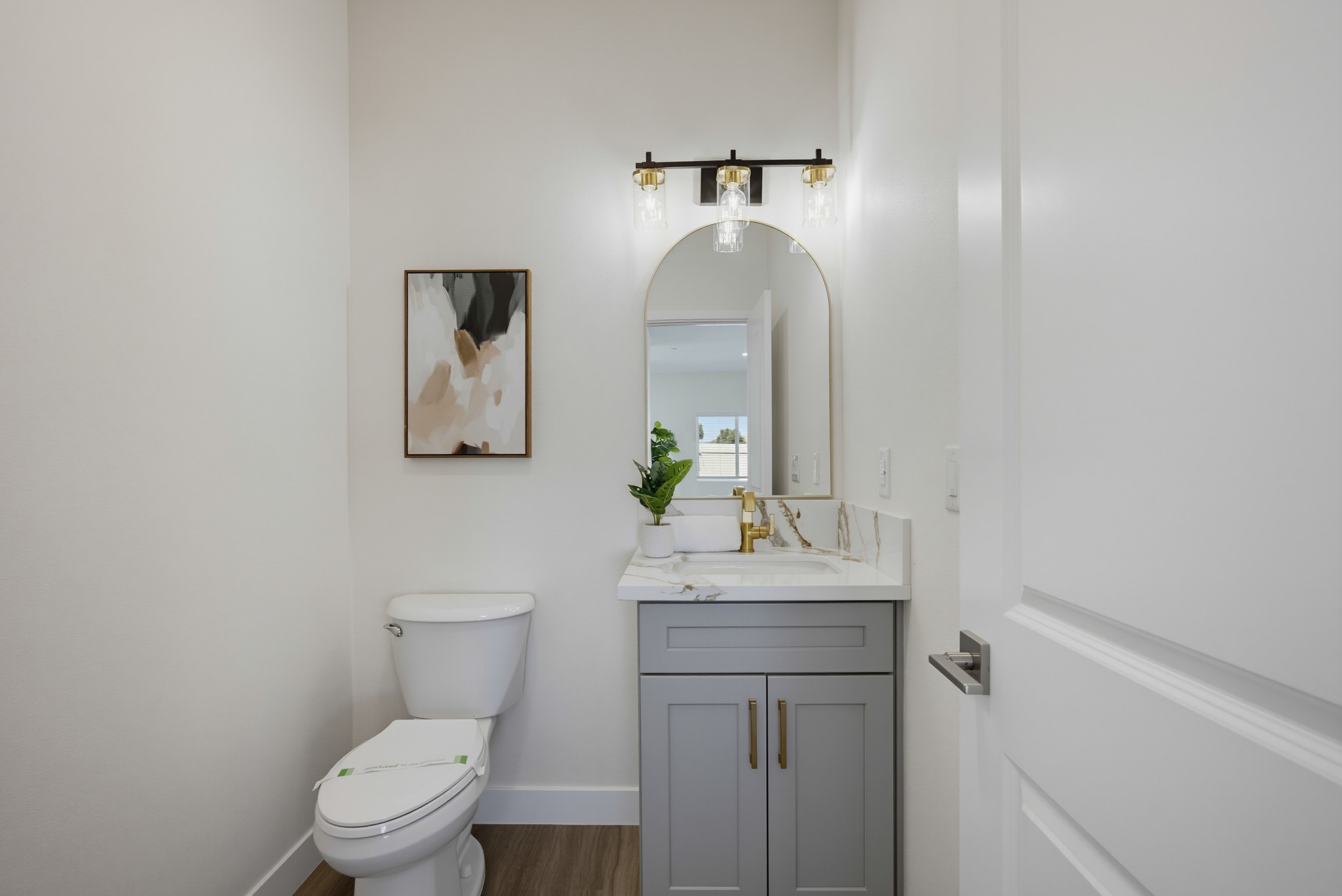 Virtual tour photo 20 of 44 for 24732 Eucalyptus Ave