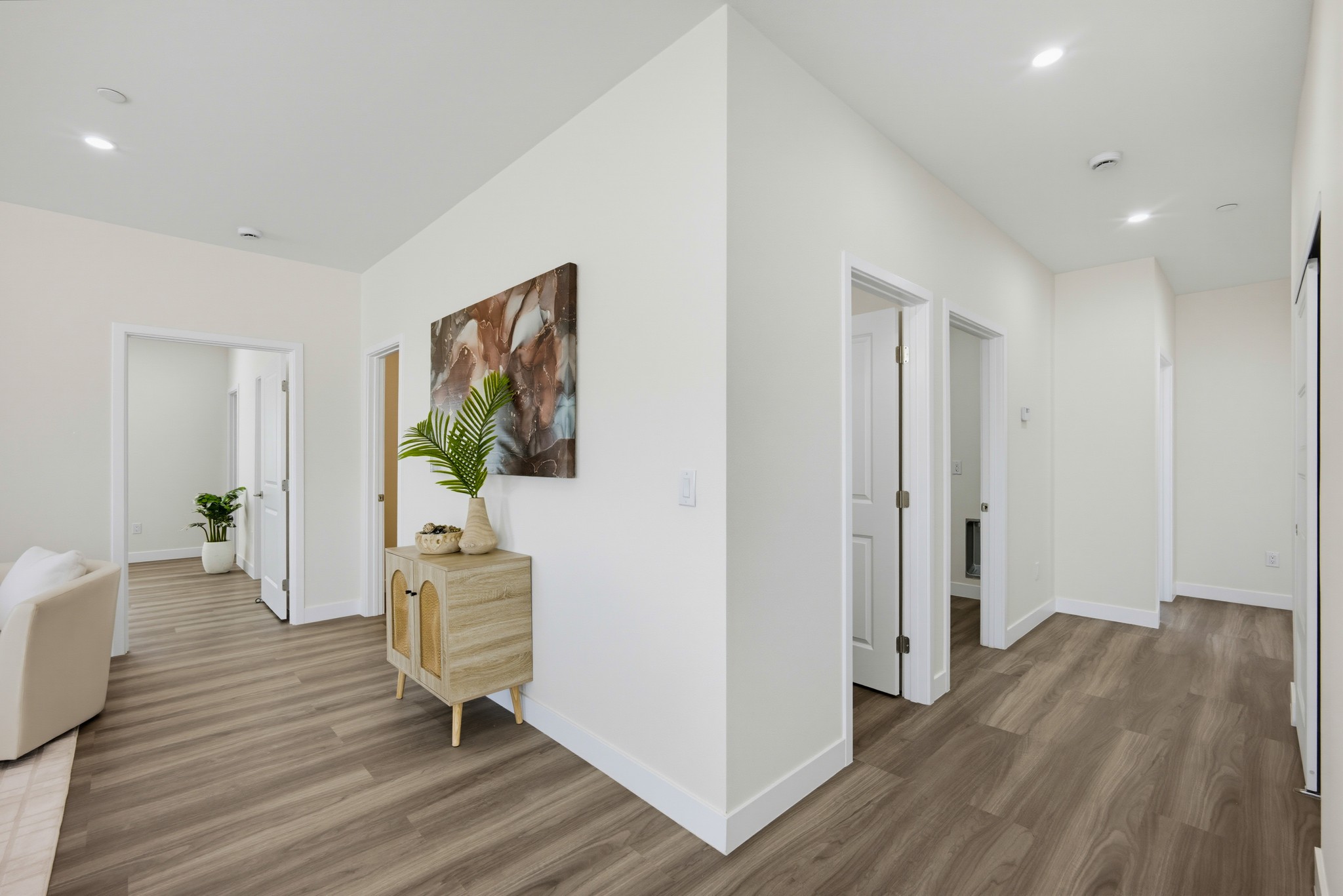 Virtual tour photo 21 of 44 for 24732 Eucalyptus Ave