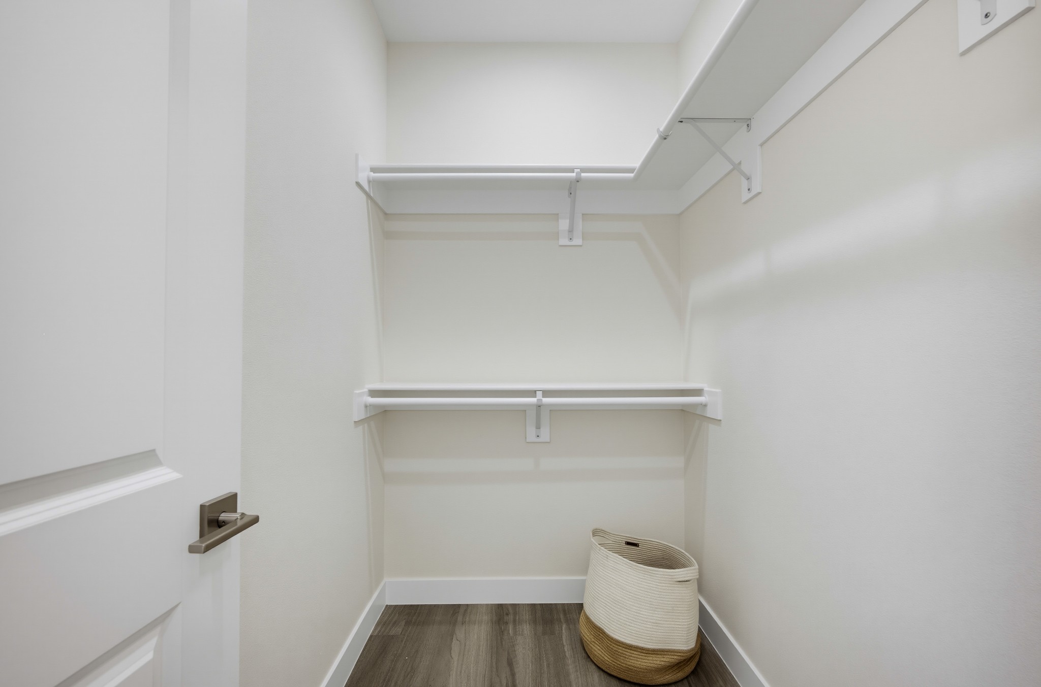 Virtual tour photo 27 of 44 for 24732 Eucalyptus Ave