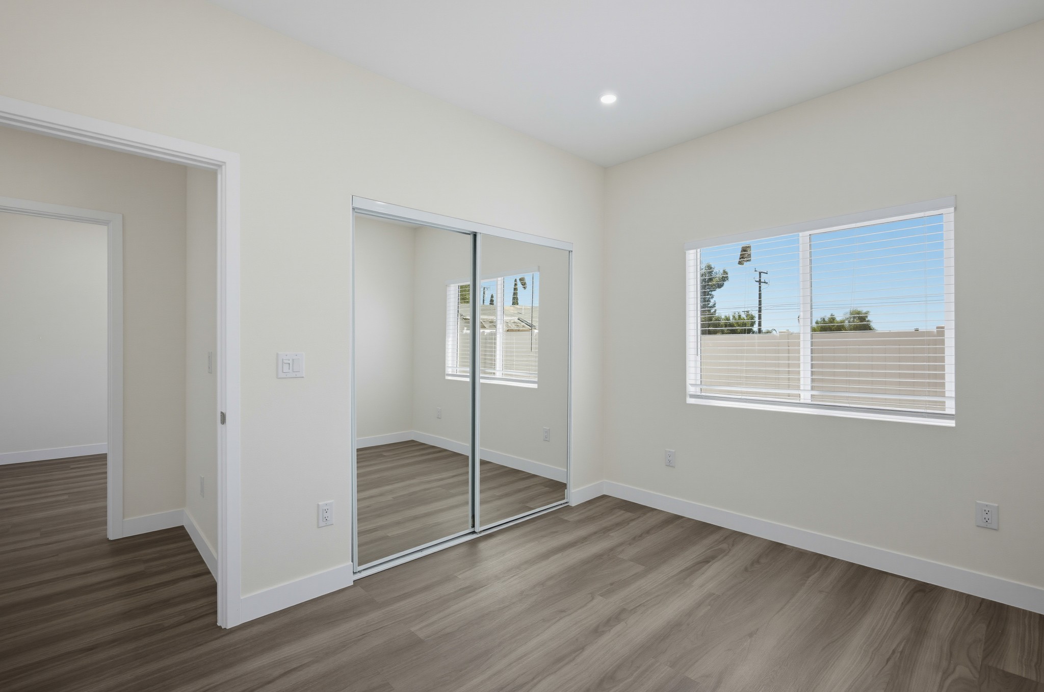 Virtual tour photo 31 of 44 for 24732 Eucalyptus Ave