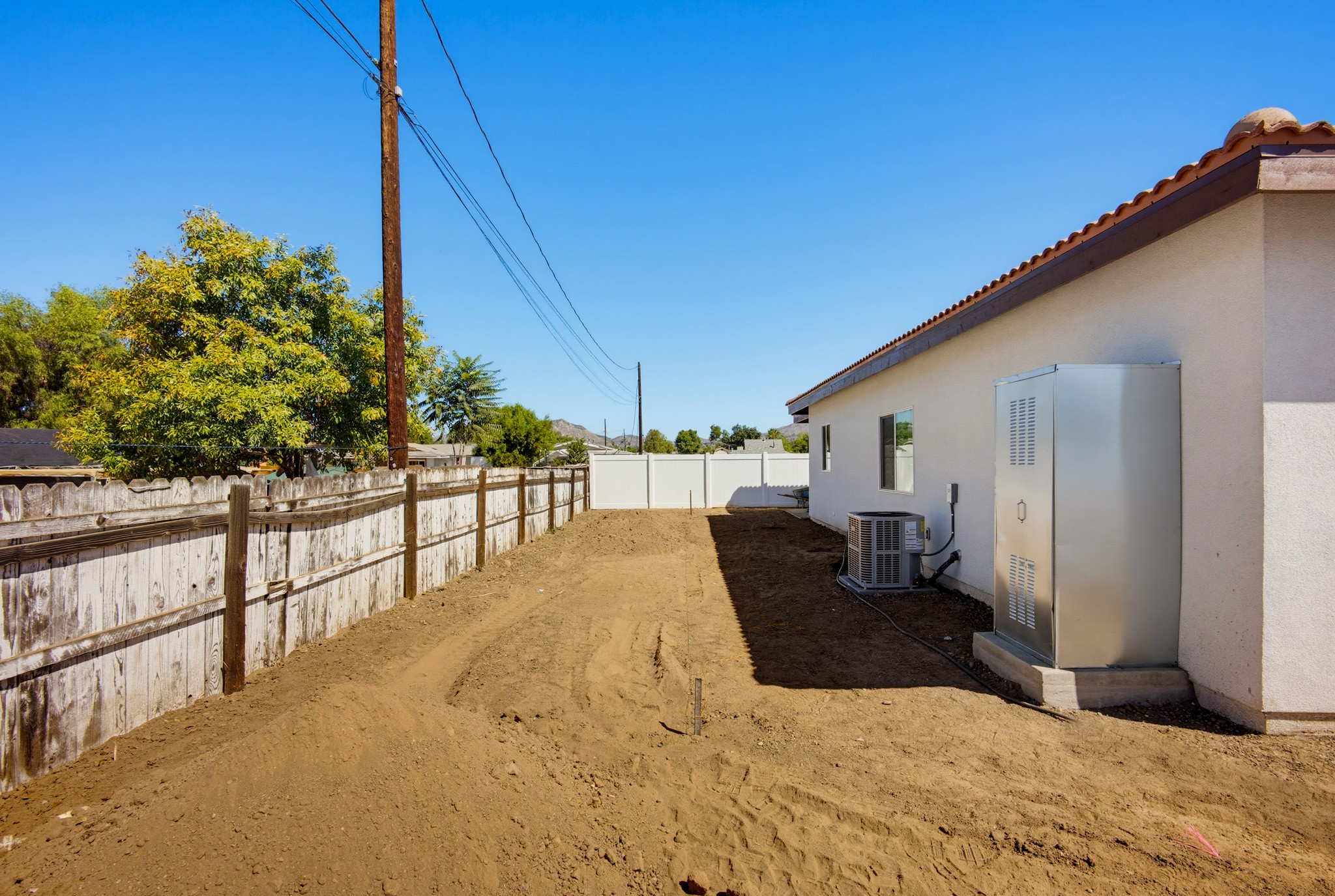 Virtual tour photo 40 of 44 for 24732 Eucalyptus Ave