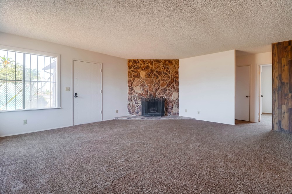 Virtual tour photo 10 of 33 for 2475 Palm Ave
