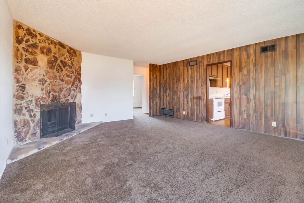 Virtual tour photo 11 of 33 for 2475 Palm Ave