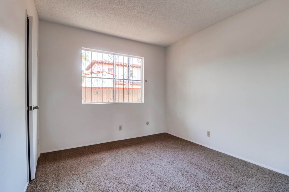Virtual tour photo 19 of 33 for 2475 Palm Ave