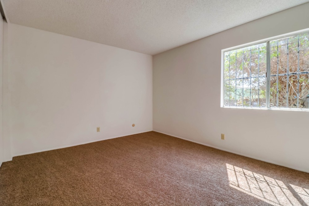 Virtual tour photo 23 of 33 for 2475 Palm Ave