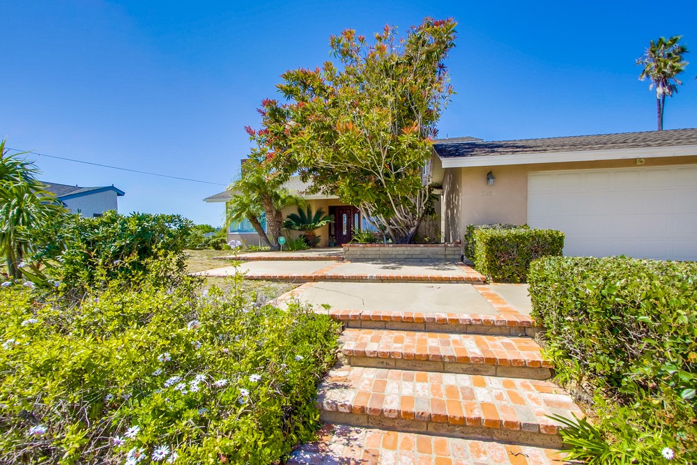 Virtual tour photo 1 of 86 for 2476 Alto Cerro Cir
