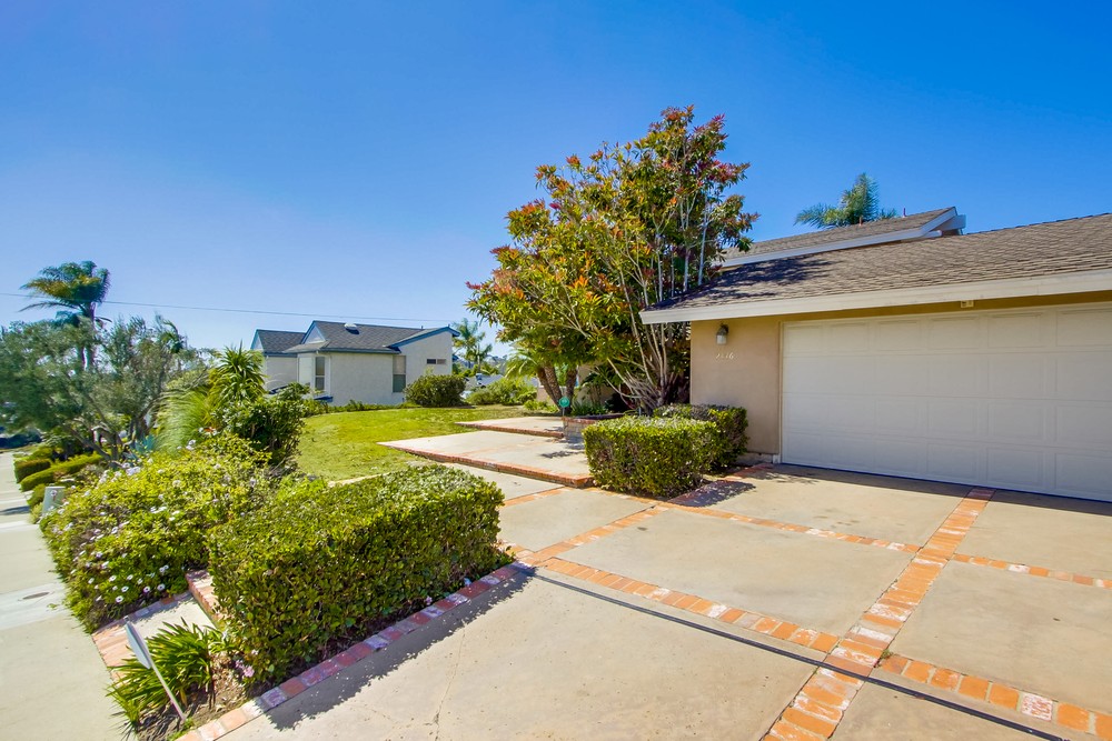 Virtual tour photo 3 of 86 for 2476 Alto Cerro Cir
