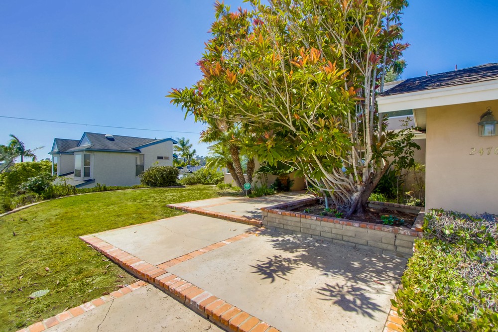 Virtual tour photo 4 of 86 for 2476 Alto Cerro Cir