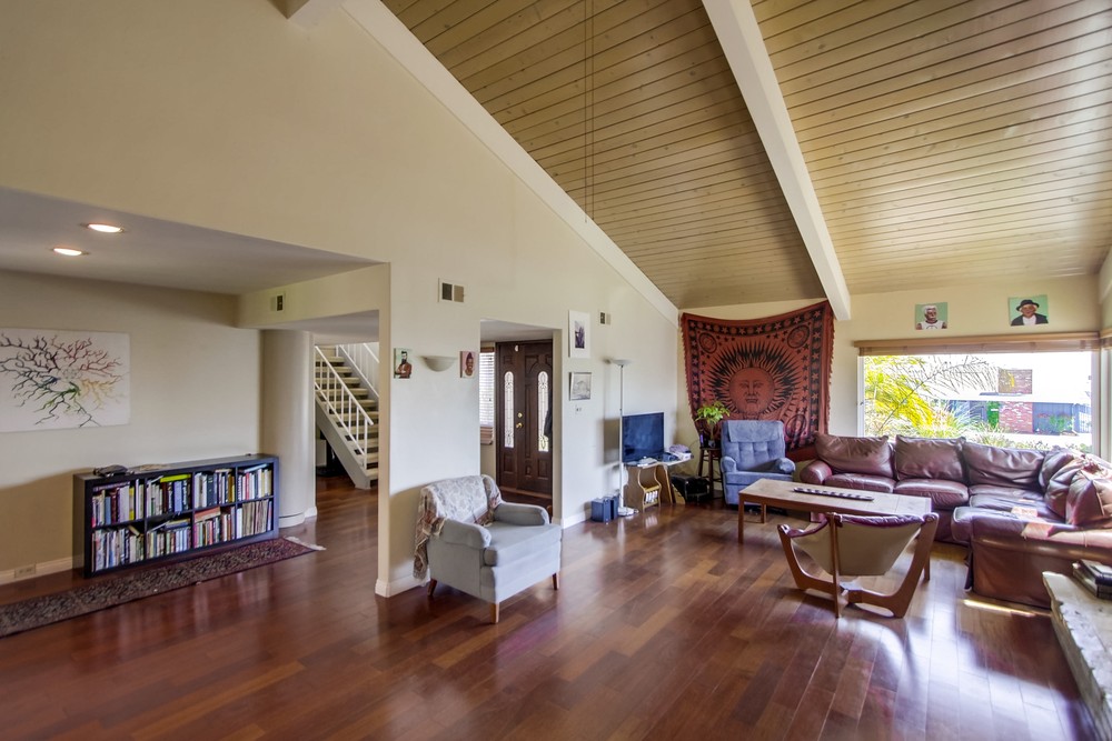 Virtual tour photo 13 of 86 for 2476 Alto Cerro Cir