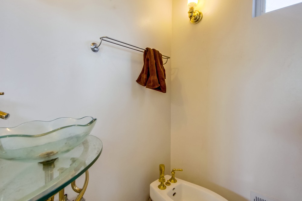 Virtual tour photo 37 of 86 for 2476 Alto Cerro Cir